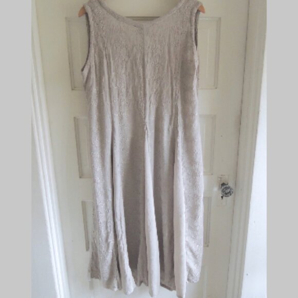 HerStyle Sage Gray Green Embroidered Hippie Dress M *Runs L - Picture 7 of 10